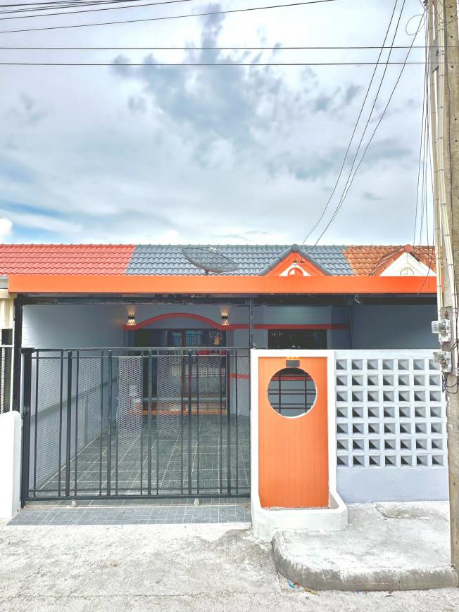 ทาวน์เฮ้าส์ พร้อมยื่นกู้ บ้านบึง