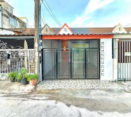 ทาวน์เฮ้าส์ พร้อมอยู่ วังหิน ศรีราชา ทาวน์เฮ้าส์ พร้อมอยู่ วังหิน ศรีราชา