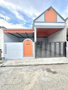 ทาวน์เฮ้าสื ห้วยเล็ก  เครือสหพัฒน์ แหลมฉบัง