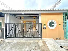 บ้านพร้อยอยู่ โรบินสันศรีราชา